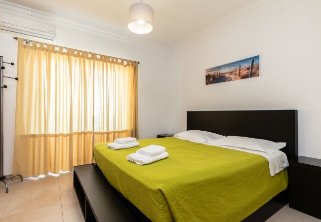 Maison à Manta Rota - Villa avec parking au centre du village by AlgarveManta (10V3) Maison à Manta Rota - Villa avec parking au centre du village by AlgarveManta (10V3)