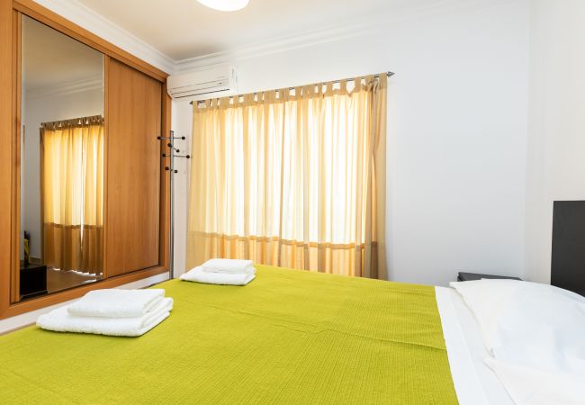 Maison à Manta Rota - Villa avec parking au centre du village by AlgarveManta (10V3) Maison à Manta Rota - Villa avec parking au centre du village by AlgarveManta (10V3)