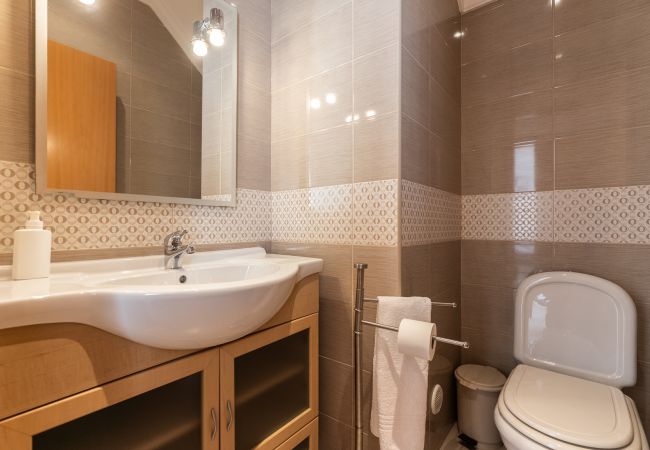 Maison à Manta Rota - Villa avec parking au centre du village by AlgarveManta (10V3) Maison à Manta Rota - Villa avec parking au centre du village by AlgarveManta (10V3)