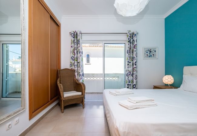 Maison à Manta Rota - Villa de 3 chambres avec piscine privée près de la plage by AlgarveManta (23V3) Maison à Manta Rota - Villa de 3 chambres avec piscine privée près de la plage by AlgarveManta (23V3)