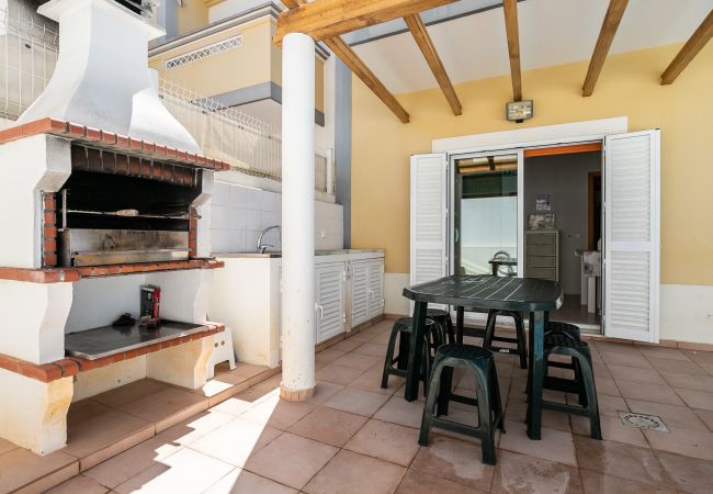 Maison à Manta Rota - Villa de 3 chambres avec piscine privée près de la plage by AlgarveManta (23V3) Maison à Manta Rota - Villa de 3 chambres avec piscine privée près de la plage by AlgarveManta (23V3)