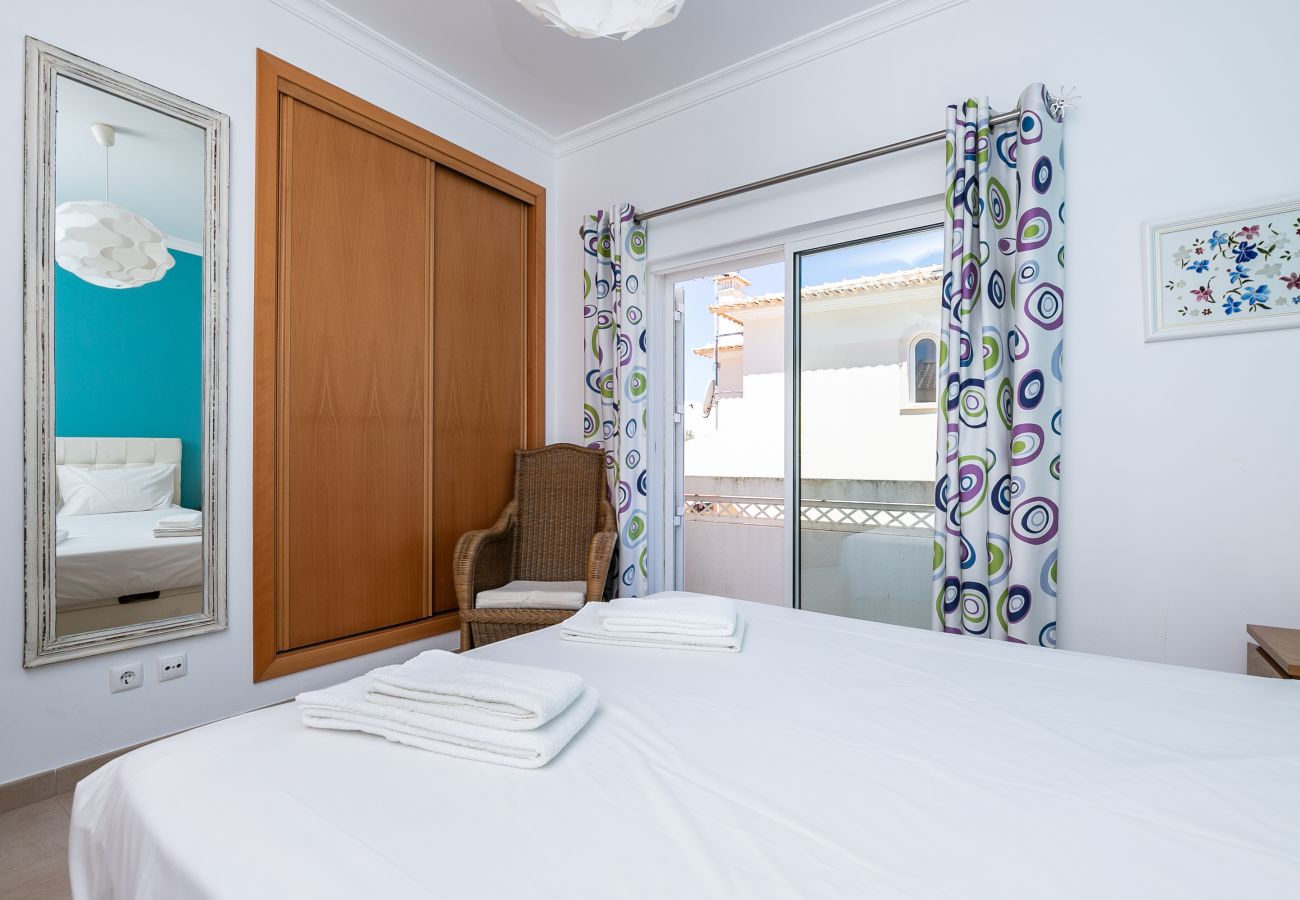 Maison à Manta Rota - Villa de 3 chambres avec piscine privée près de la plage by AlgarveManta (23V3)