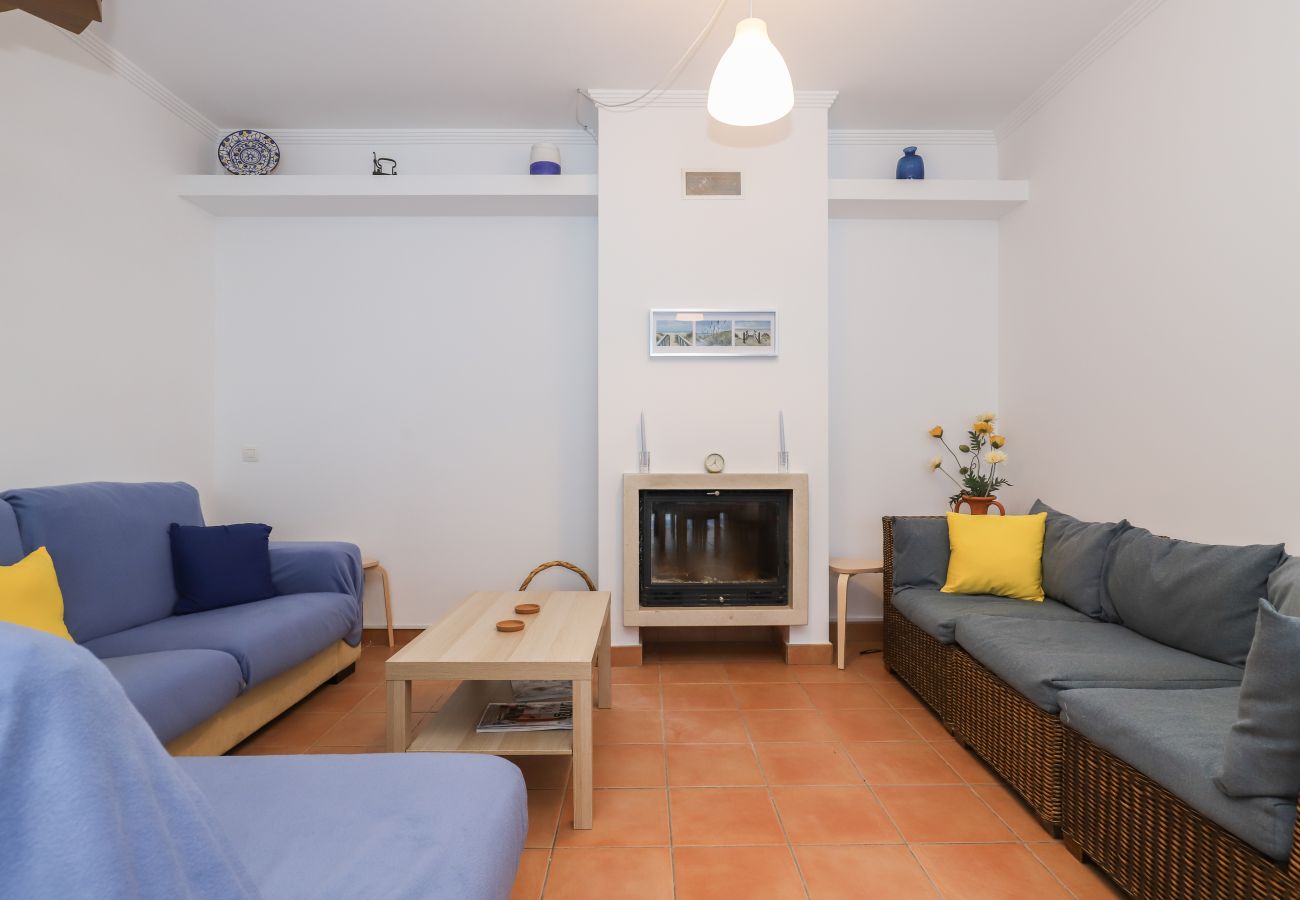Résidence à Manta Rota - Maison en condominium avec piscine à 650m de la plage by AlgarveManta (51V3)