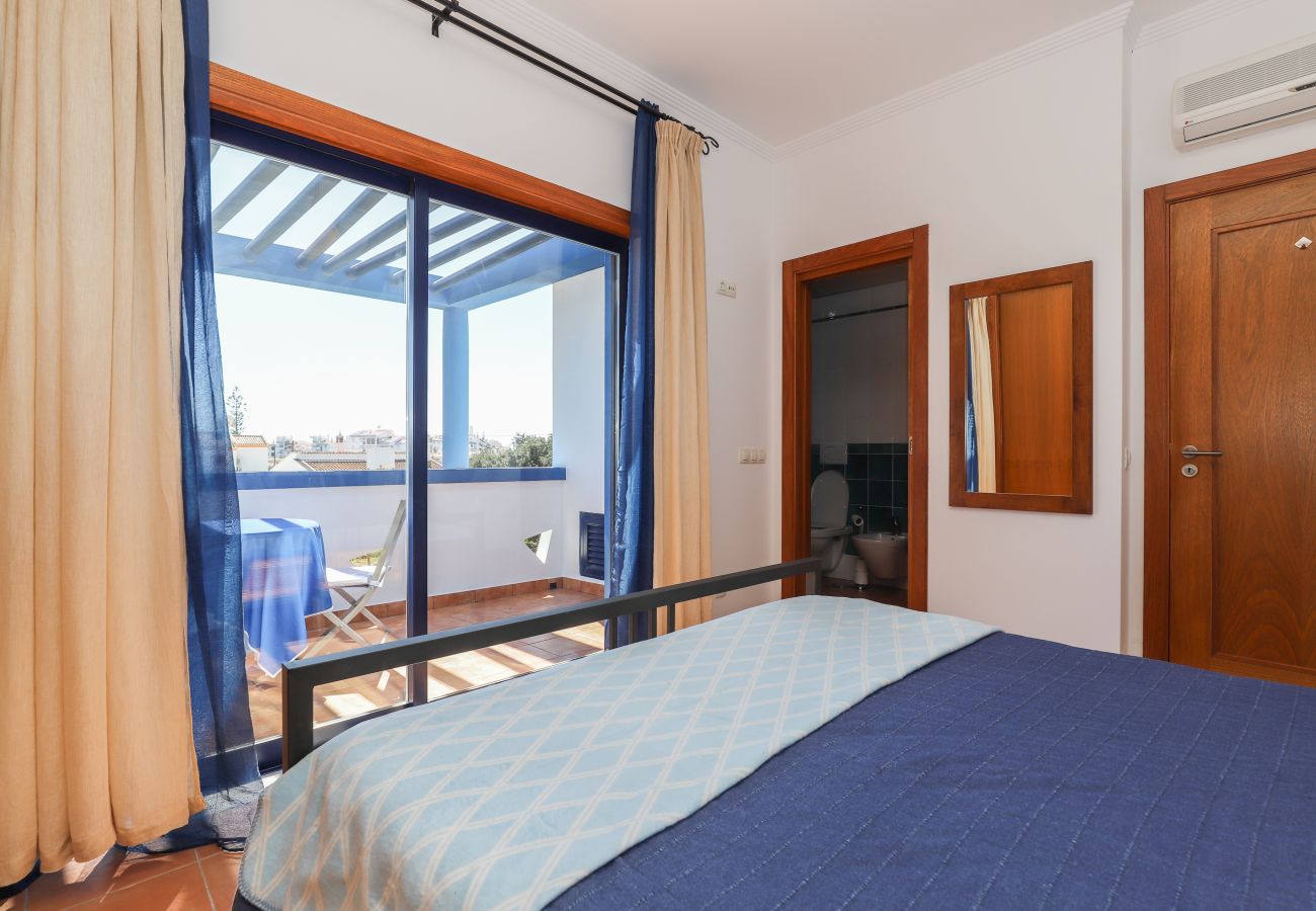 Résidence à Manta Rota - Maison en condominium avec piscine à 650m de la plage by AlgarveManta (51V3)