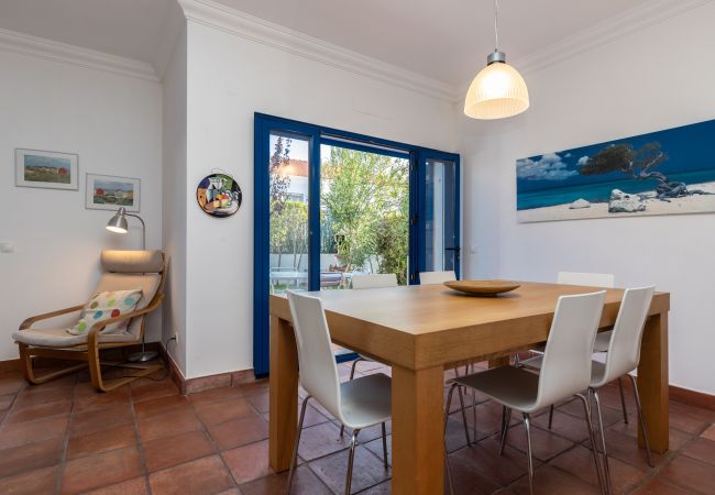 Maison à Manta Rota - Villa de 3 chambres avec jardin et Wi-Fi by ALGARVEMANTA (56V3) Maison à Manta Rota - Villa de 3 chambres avec jardin et Wi-Fi by ALGARVEMANTA (56V3)