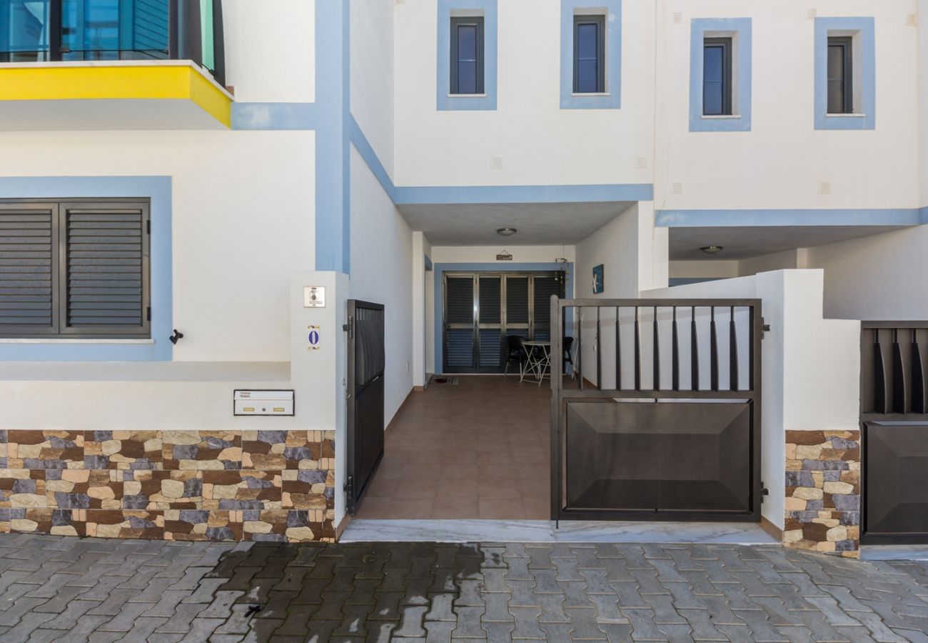 Résidence à Manta Rota - Villa de 3 chambres avec piscine commune by AlgarveManta (1V3)