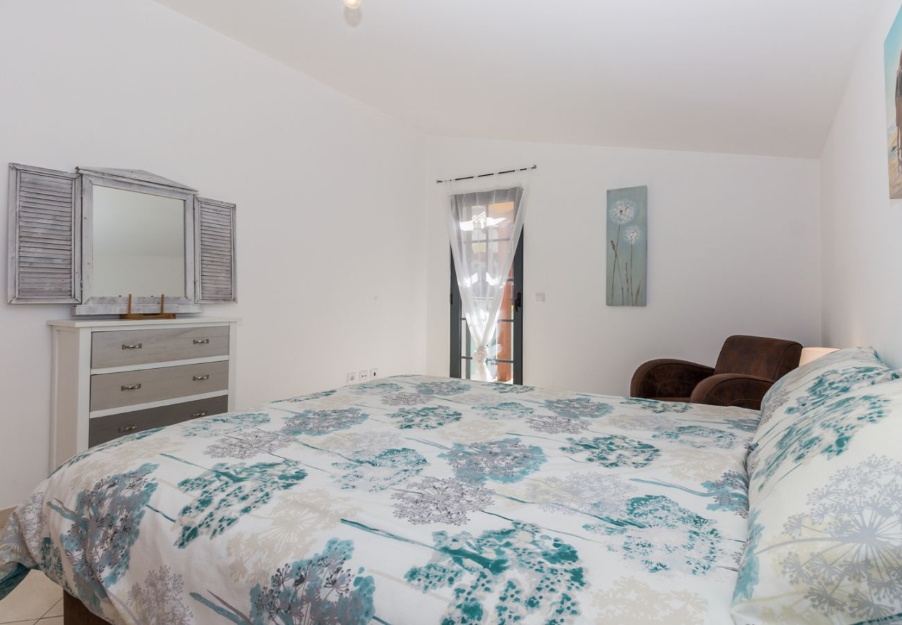 Résidence à Manta Rota - Villa de 3 chambres avec piscine commune by AlgarveManta (1V3)