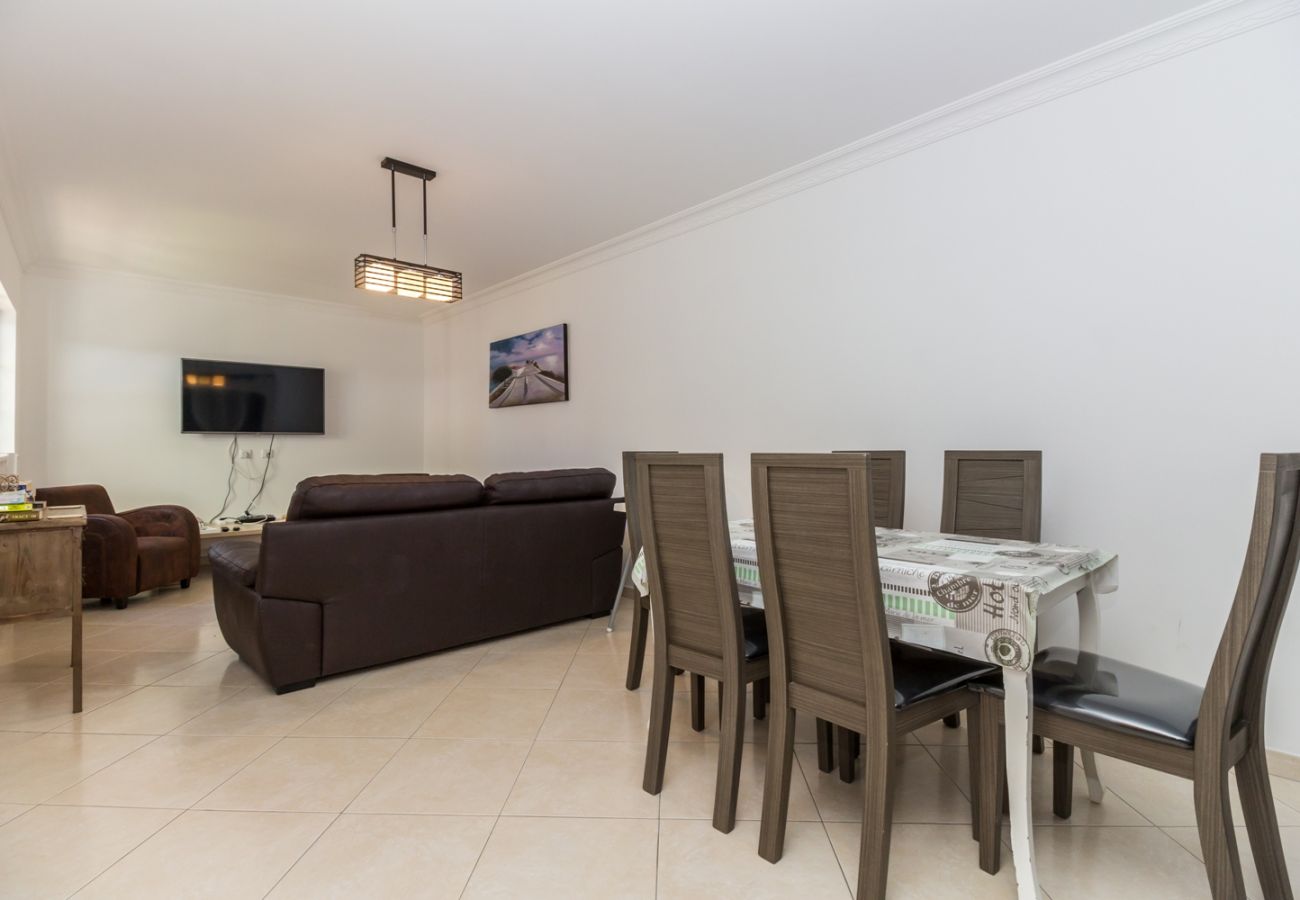Résidence à Manta Rota - Villa de 3 chambres avec piscine commune by AlgarveManta (1V3)