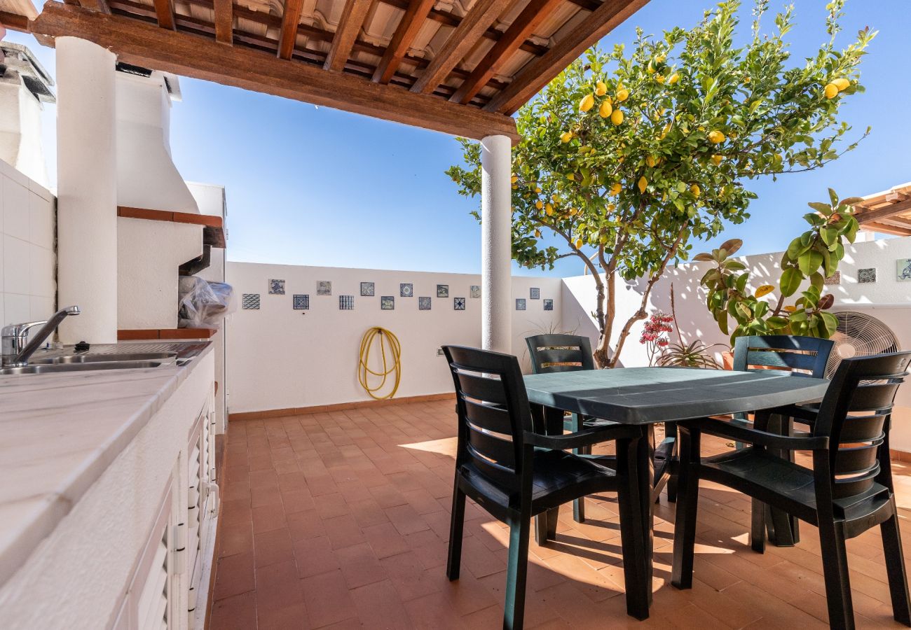 Maison mitoyenne à Manta Rota - 17V2