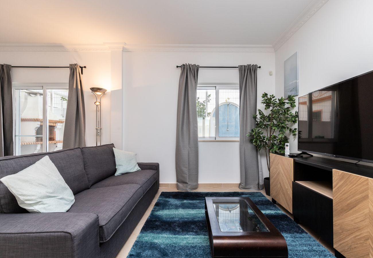 Résidence à Manta Rota - Villa de 4 chambres en copropriété avec piscine et WIFI by AlgarveManta (8V4)