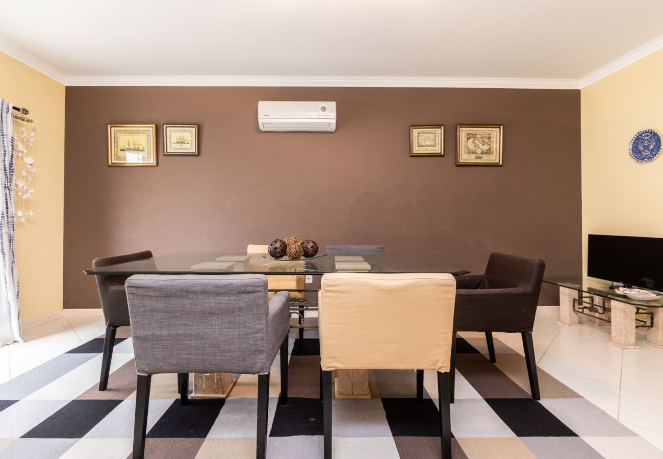 Villa à Manta Rota - Villa de 3 chambres avec piscine privée et Wi-Fi by AlgarveManta (13V3)