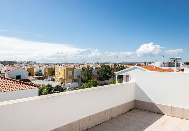 Maison mitoyenne à Manta Rota - Villa de 3 chambres à coucher à 50 mètres de la plage avec patio par AlgarveManta (15V3) Maison mitoyenne à Manta Rota - Villa de 3 chambres à coucher à 50 mètres de la plage avec patio par AlgarveManta (15V3)