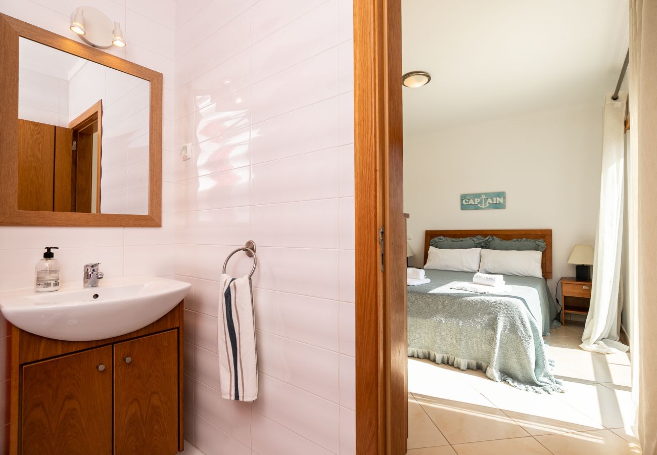 Maison mitoyenne à Manta Rota - Villa de 3 chambres à coucher à 50 mètres de la plage avec patio par AlgarveManta (15V3)