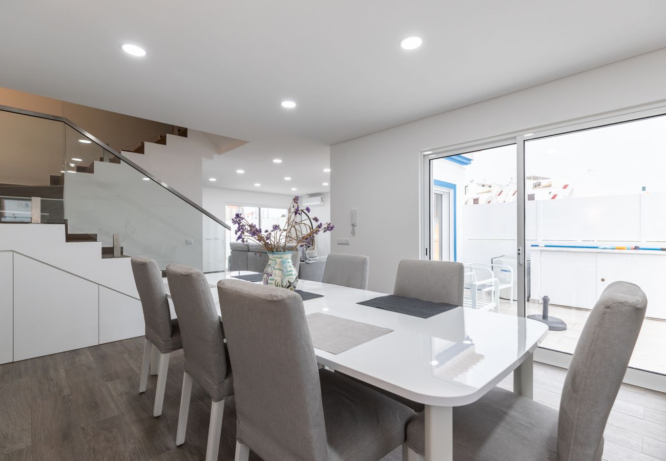Maison à Manta Rota - Villa de 3 chambres avec piscine privée par AlgarveManta (4V3)