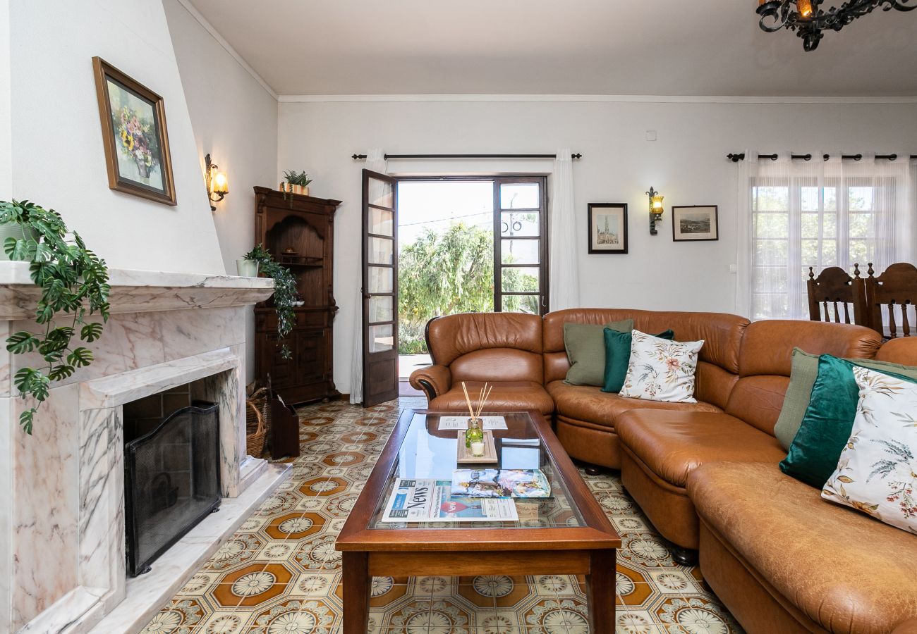 Maison à Vila Nova de Cacela - Vintage Charm Villa by AlgarveManta